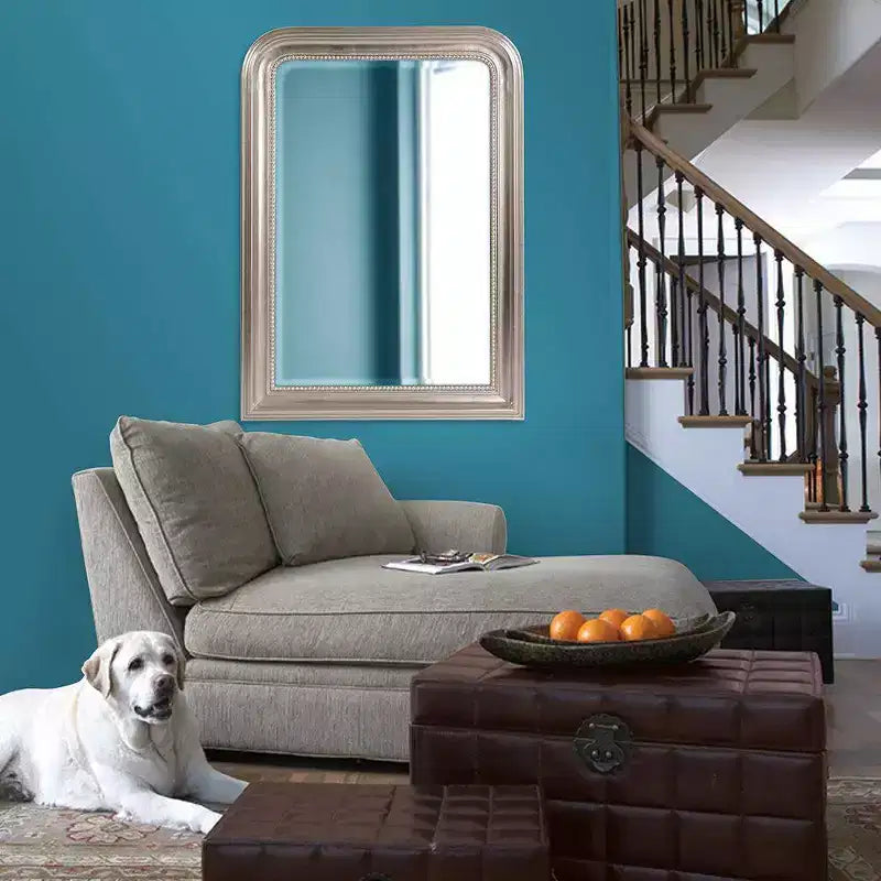 Specchio ad arco Sterling in argento: cornice in legno, bordo smussato, stile transizionale, 42x30,5"