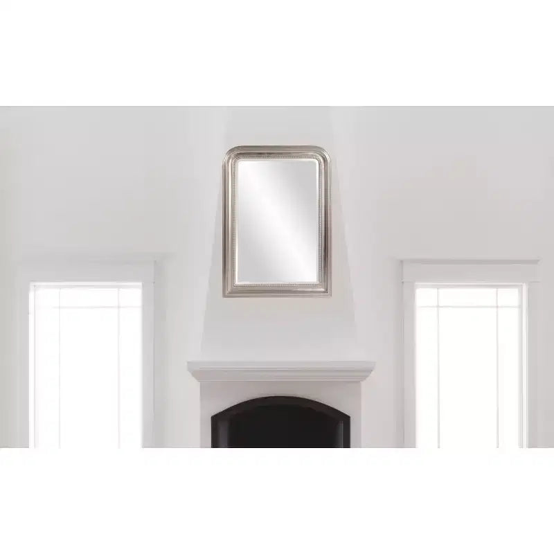 Specchio ad arco Sterling in argento: cornice in legno, bordo smussato, stile transizionale, 42x30,5"