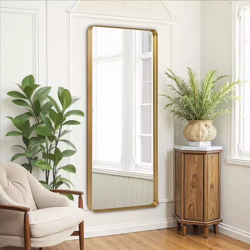 Specchio a figura intera da 31 in. x 71 in. con cornice profonda rettangolare con angoli arrotondati in alluminio, colore oro, da parete o da appoggio