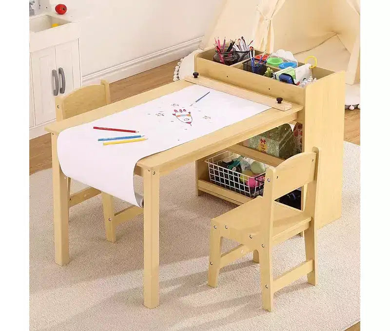 Set Scrivania e Sedia per Bambini, Scrivania d'Arte in Legno con Rotolo di Carta, Vasetti per Colori e Scaffali, Tavolo per Attività Creative 2 in 1 per Disegnare, Dipingere e Scrivere
