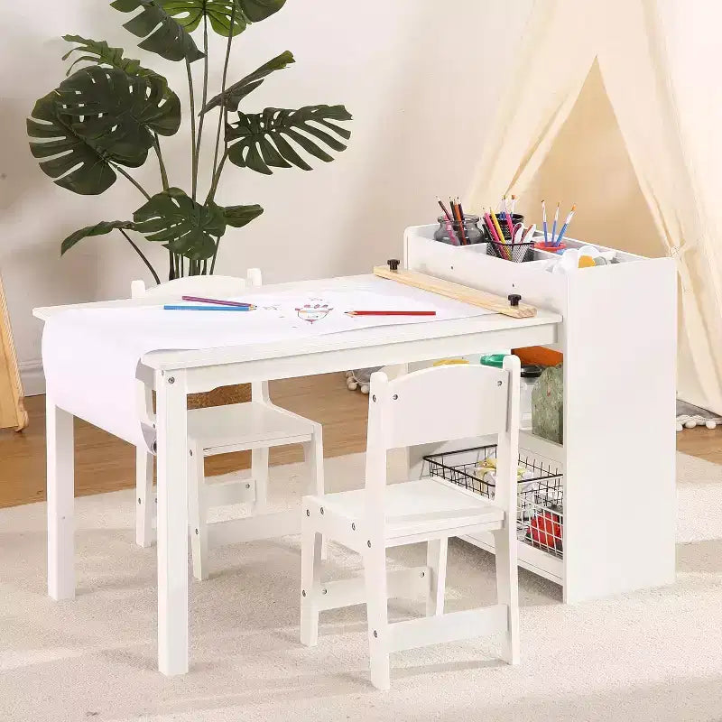 Tavolo da Arte per Bambini con Set di 2 Sedie, Scrivania Artigianale in Legno per Bambini con Ripiani Portaoggetti, Tavoli da Lavoro per Bambini dai 2 ai 10 Anni, Tavolo da Disegno per Attività