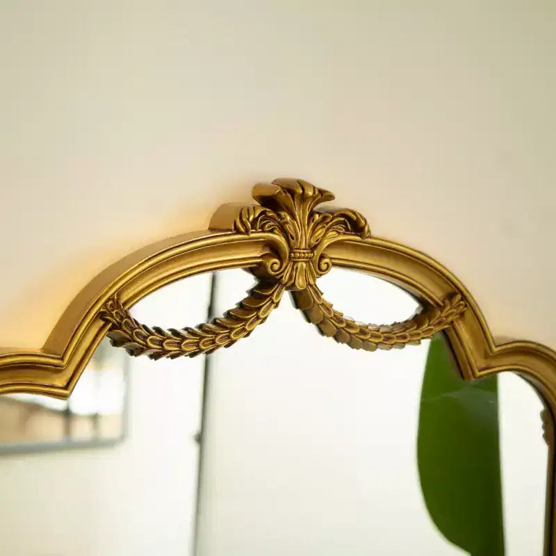 35 specchio da parete barocco revival con cornice intagliata in PU, striscia luminosa retroilluminata, specchio decorativo per bagno, camera da letto o soggiorno