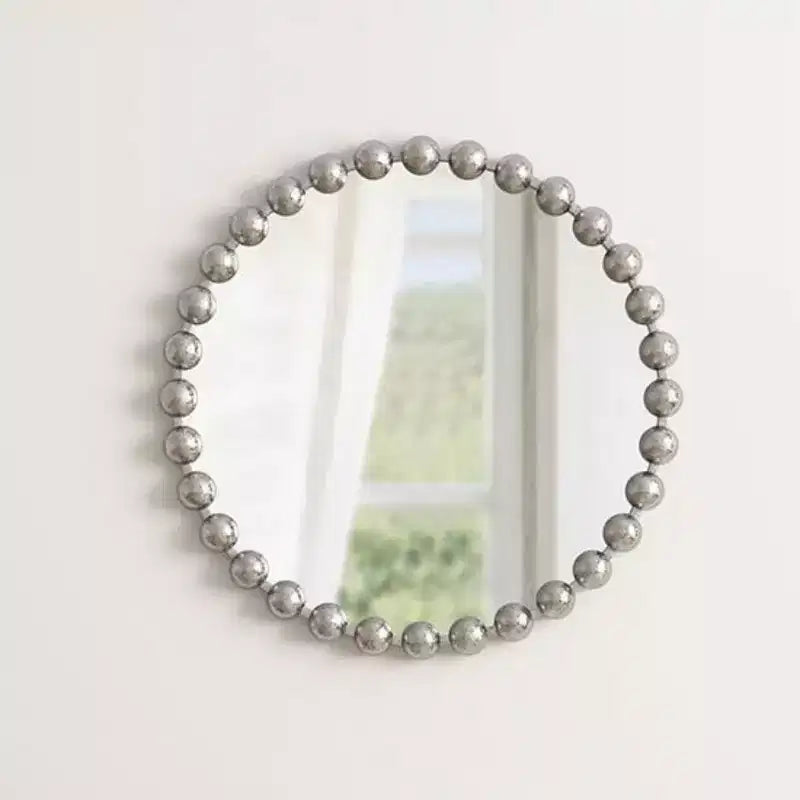Specchio da Parete Rotondo da 27 con Cornice in Metallo di Ferro, Elegante Specchio Decorativo per Bagno, Camera da Letto o Corridoio