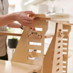 Maker's Puzzle Scrivania regolabile con seduta o in piedi, Arredamento per aula, Naturale